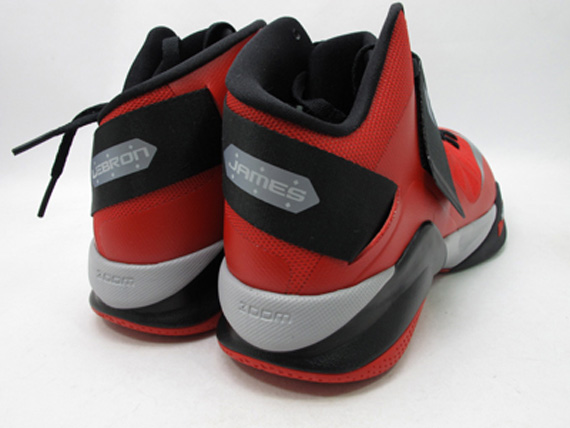 Nike Zoom Soldier 6 - University Red/Wolf Grey-Black | Sole Collector