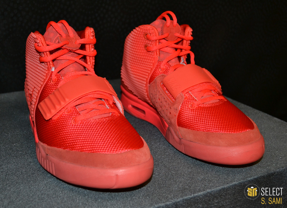 Nike Air Yeezy II - Red October 