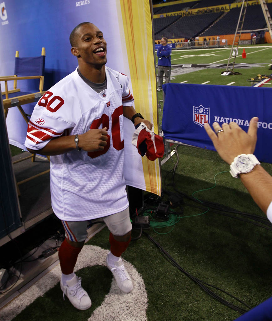 Victor Cruz wearing adidas Originals Superstar II