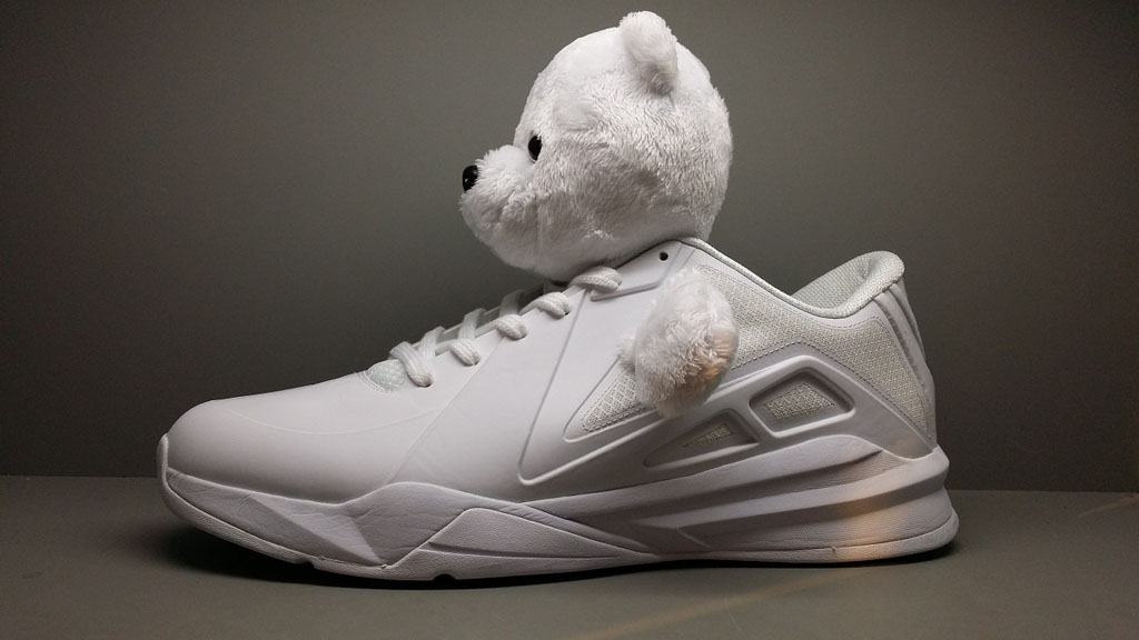 Metta World Peace The Panda's Friend Shoes White