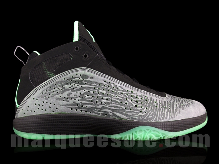 Look: Air Jordan - 'Electric Green' | Collector