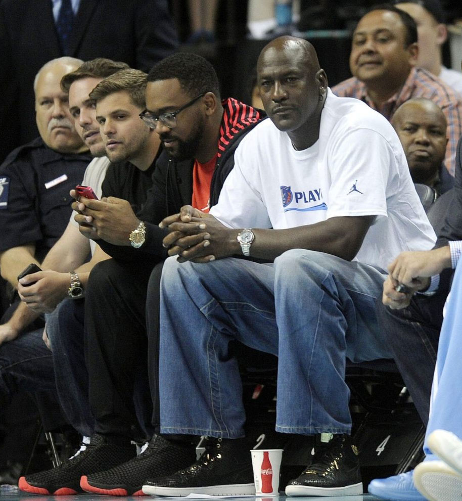 Michael Jordan Wears New Air Jordan 1 (1)