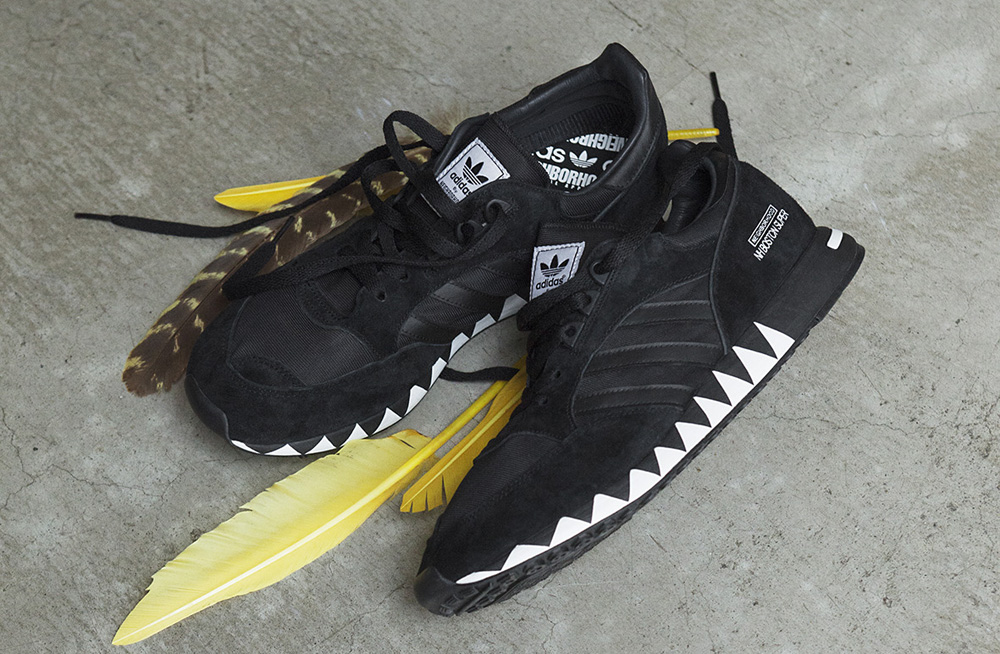 大得価SALENEIGHBORHOOD × adidas Originals NMD R1 靴