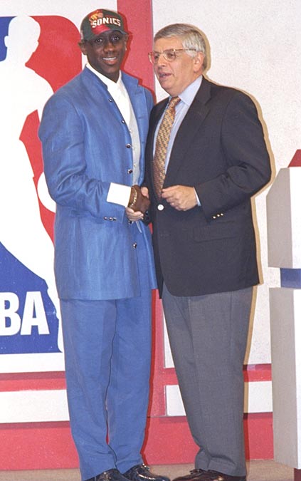 Top 10 Worst NBA Draft Suits - OG Bobby Jackson