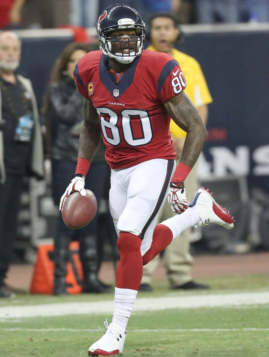 Andre Johnson Wearing Air Jordan 12 XII White/Red PE Cleats (3)