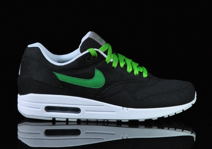 nike acg air max 1