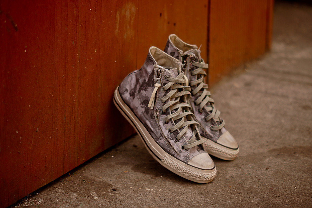 grey camo converse