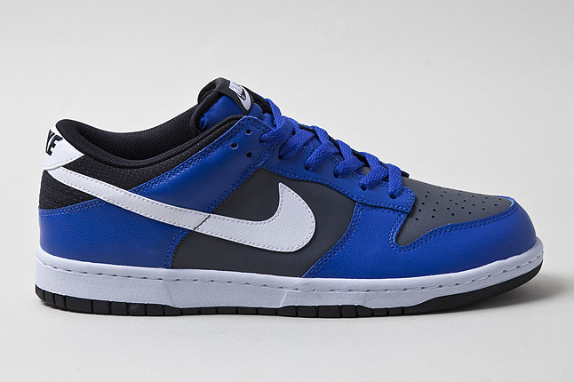 nike dunk low royal