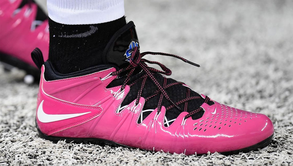 Ndamukong Suh wearing Nike Huarache 4 Beast Cancer Awareness Pink PE Cleats