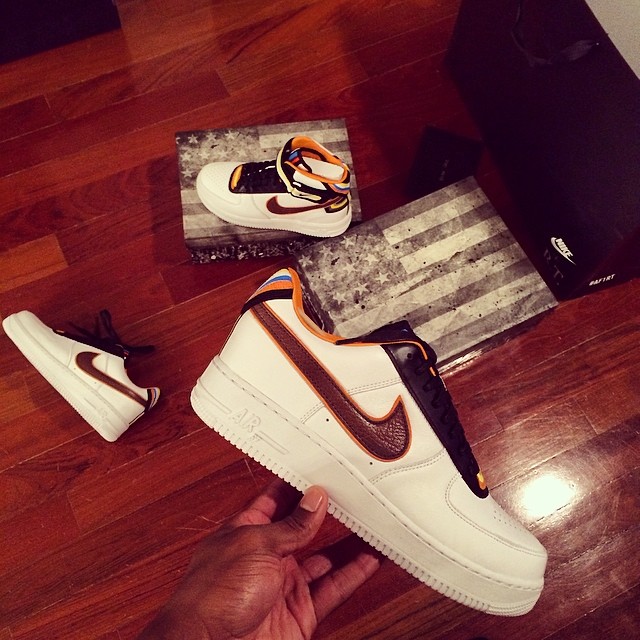 Victor Cruz Picks Up Nike Air Force 1 RT