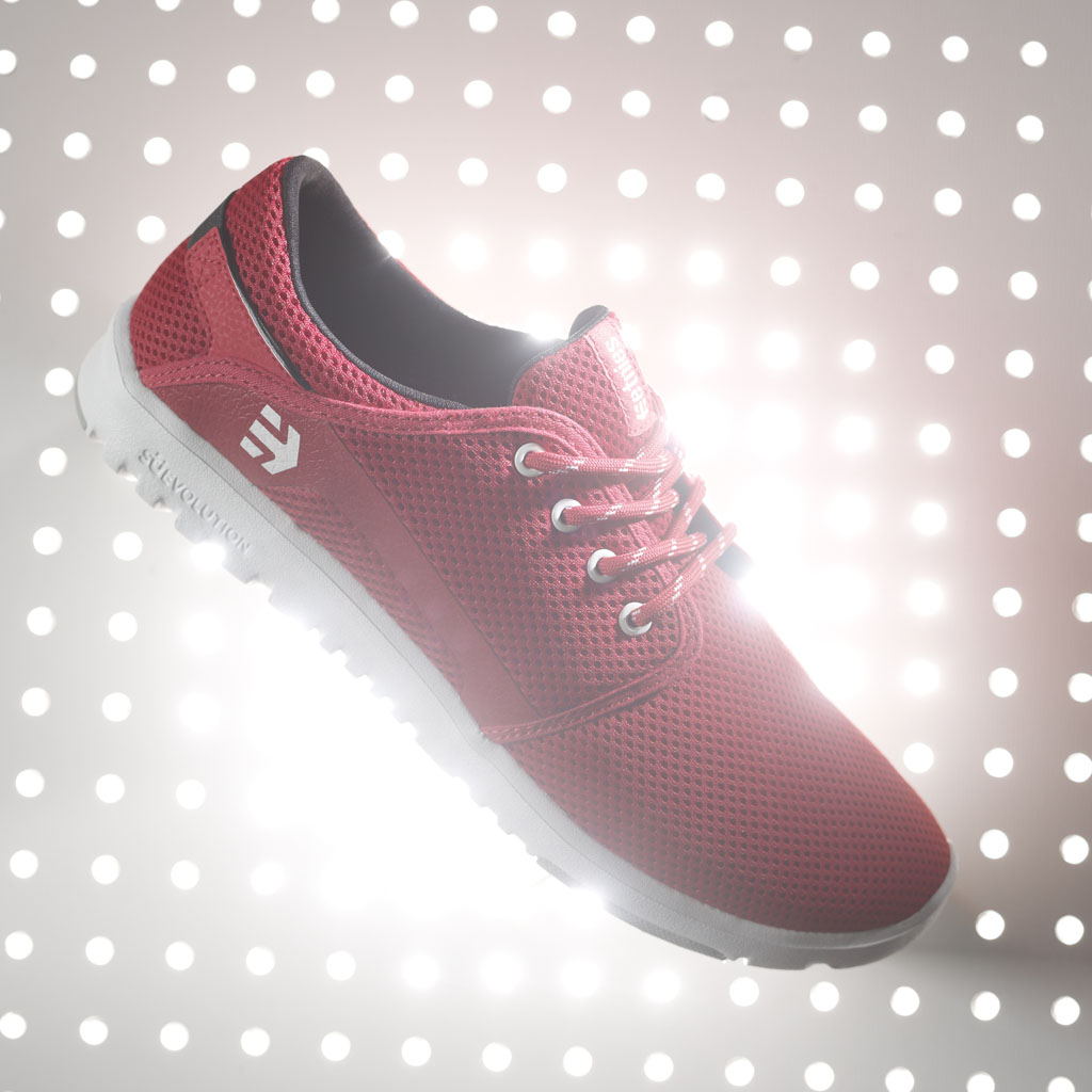 Etnies best sale scout red