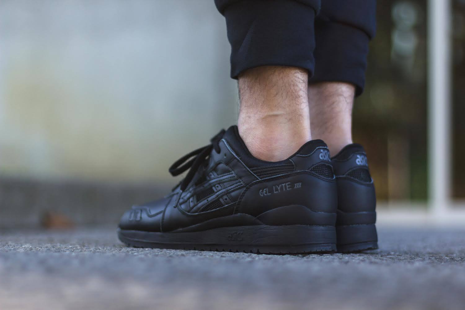 all black leather asics