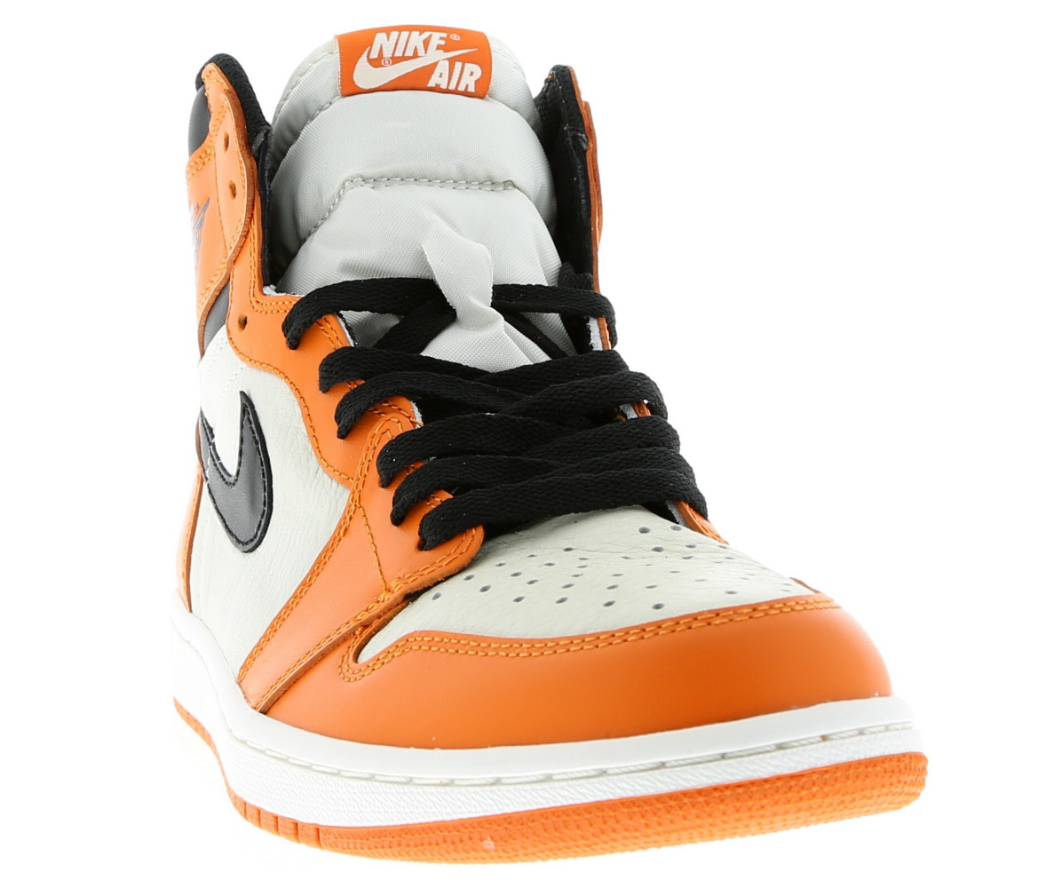 reverse shattered backboard outfit