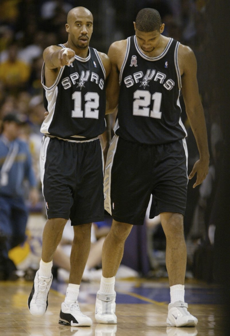 Tim Duncan Shoes: What is he wearing and where to buy them - Current and  past sneakers