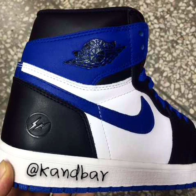 fragment design x Air Jordan I 1 (2)