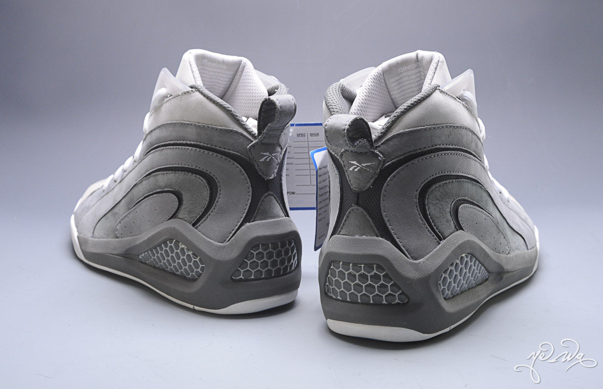 Reebok Shaqnosis 2012 - Grey Suede (4)