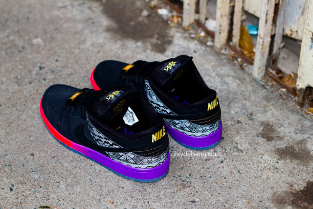 nike dunk bhm