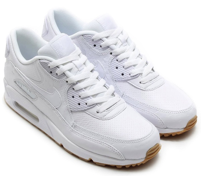 air max 90 white gum bottom 