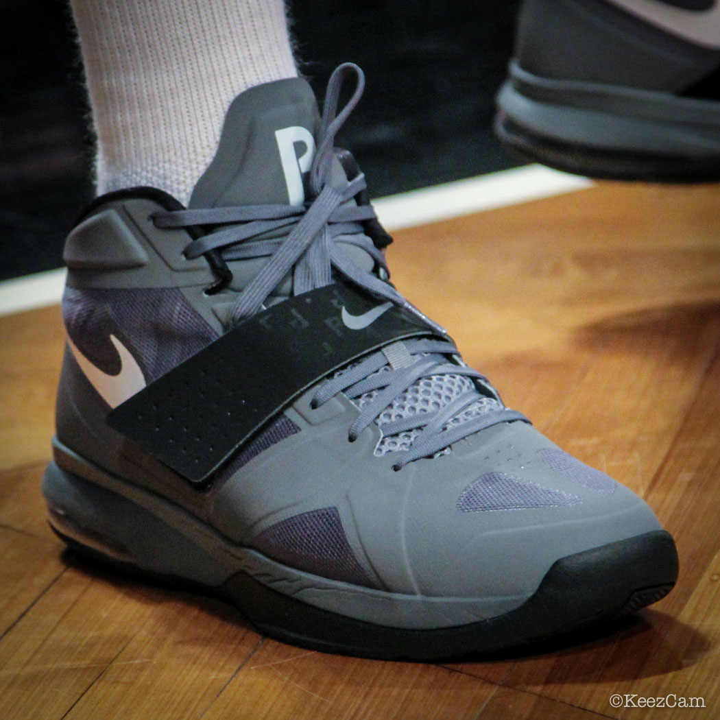 Paul Pierce wearing Nike Air Legacy 3 Cool Grey