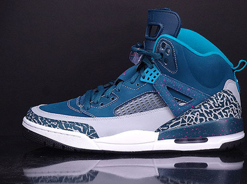 Jordan spizike hot sale space blue