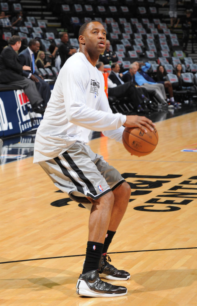 Tracy McGrady wearing adidas Rose 3.5 Away