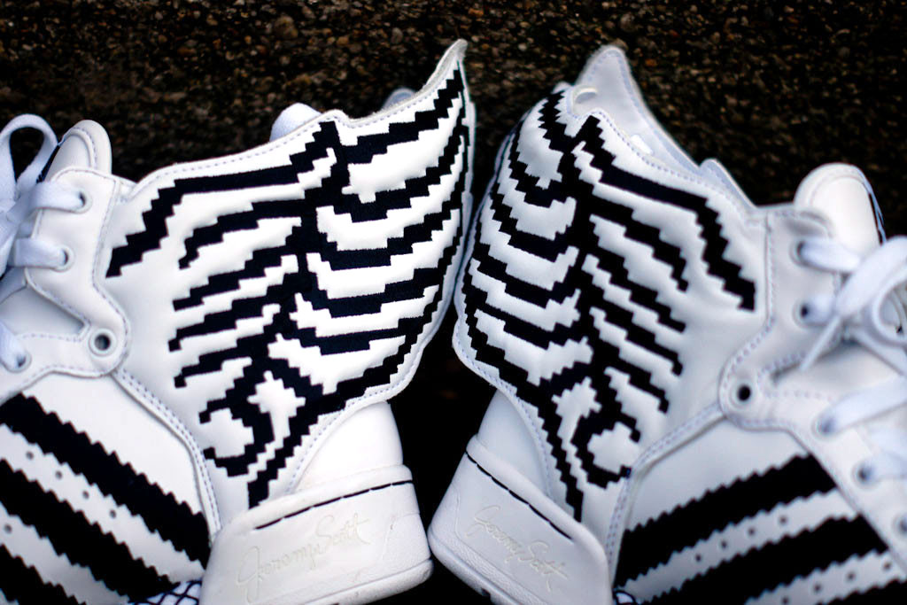 Adidas pixel hotsell wings 2.0