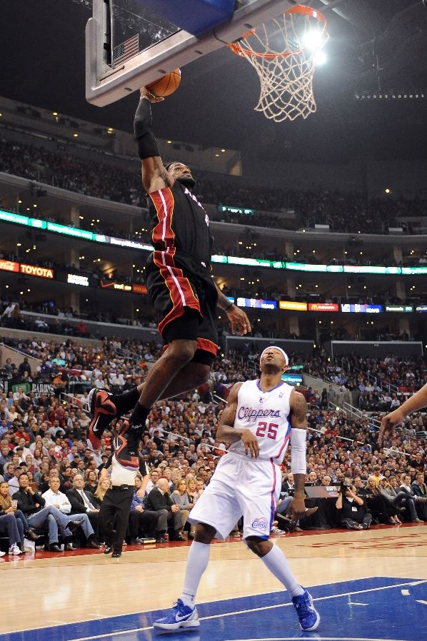 Nike LeBron 9 Black/Red PE NIKEiD (8)