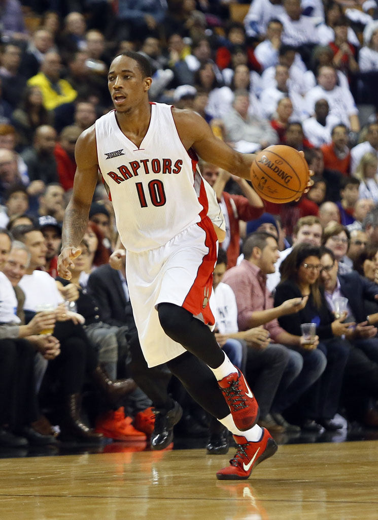 DeMar DeRozan wearing the 'University Red' Nike Kobe 9 Elite Low