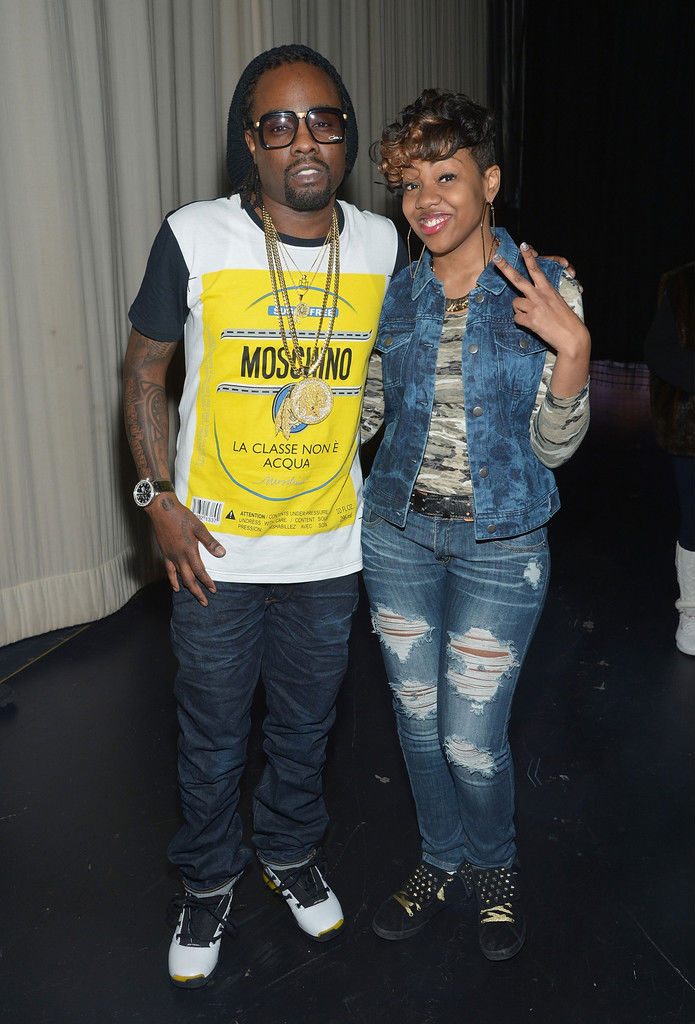 Wale wearing Air Jordan XVII Low Lightning (7)