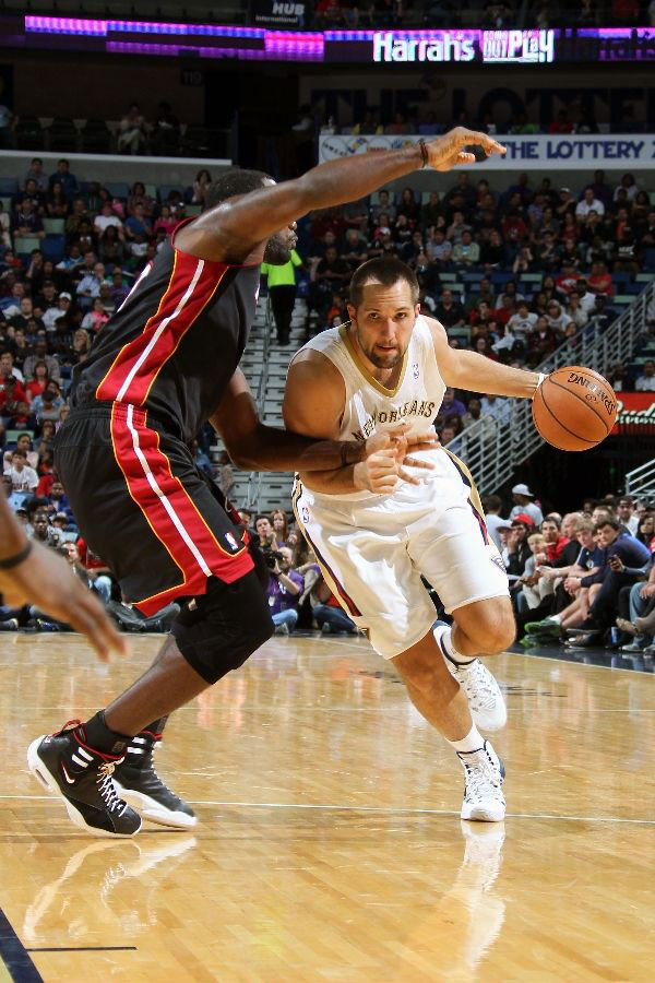 Greg Oden Returns, Dunks in Nike Air Alonzo (1)