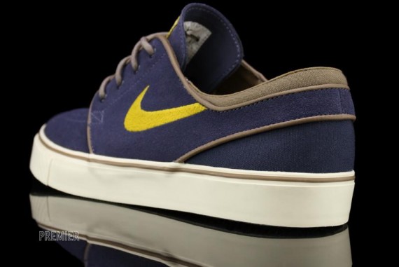 thunder blue janoski