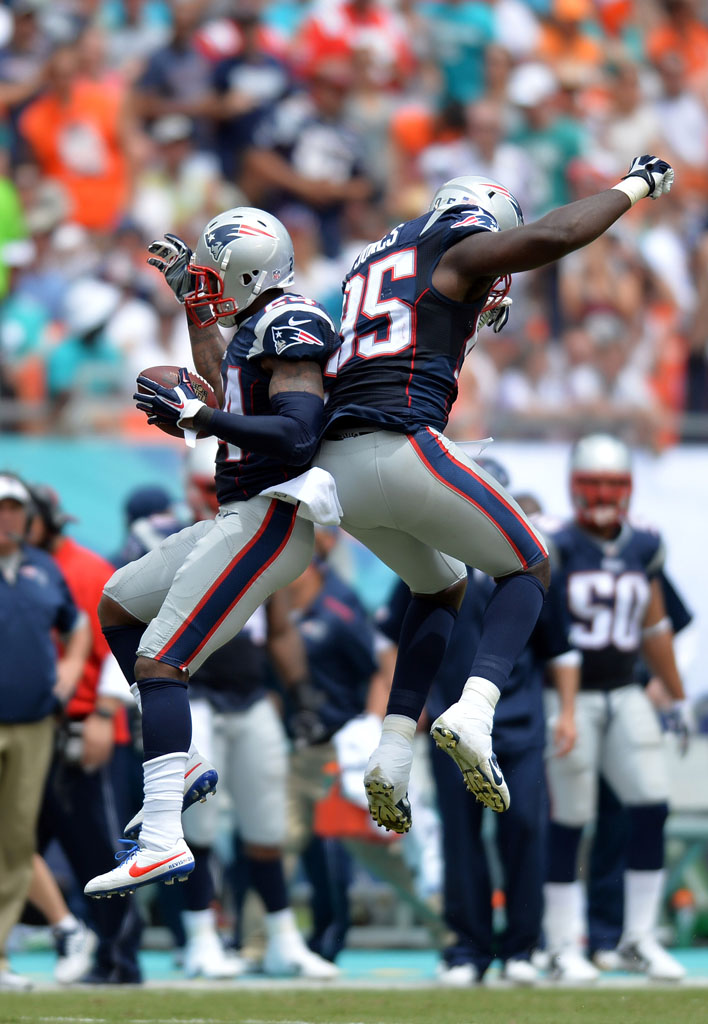 nfl-football-nfl-players-that-wear-soccer-cleats