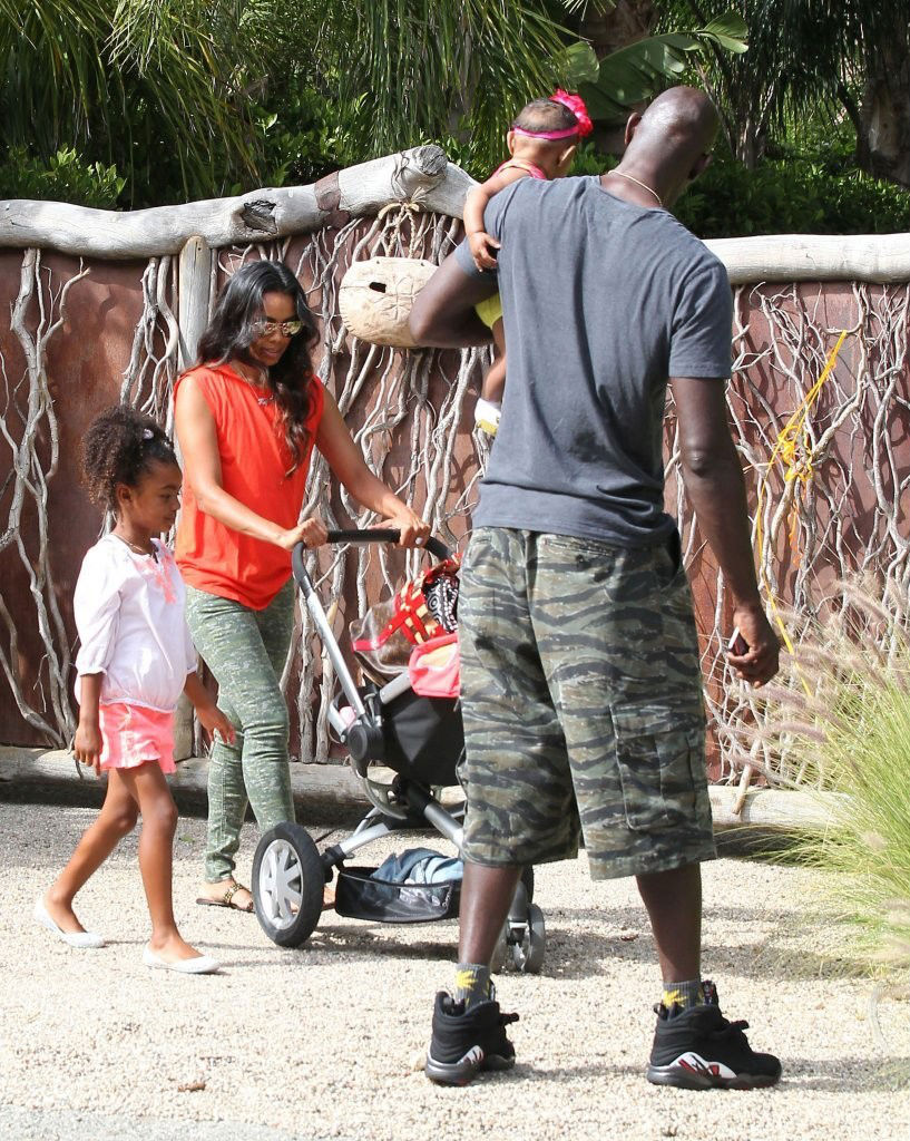 Kevin Garnett wearing Air Jordan VIII 8 Playoffs (4)