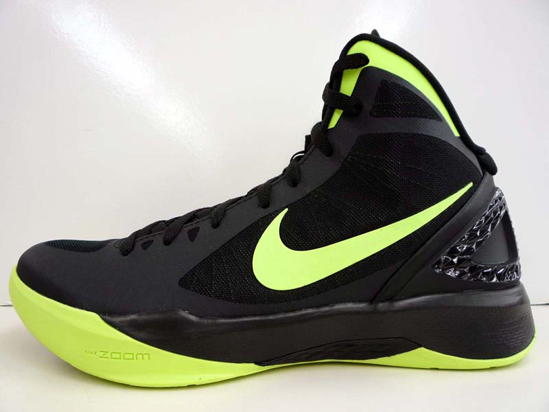 Black and hot sale yellow hyperdunks