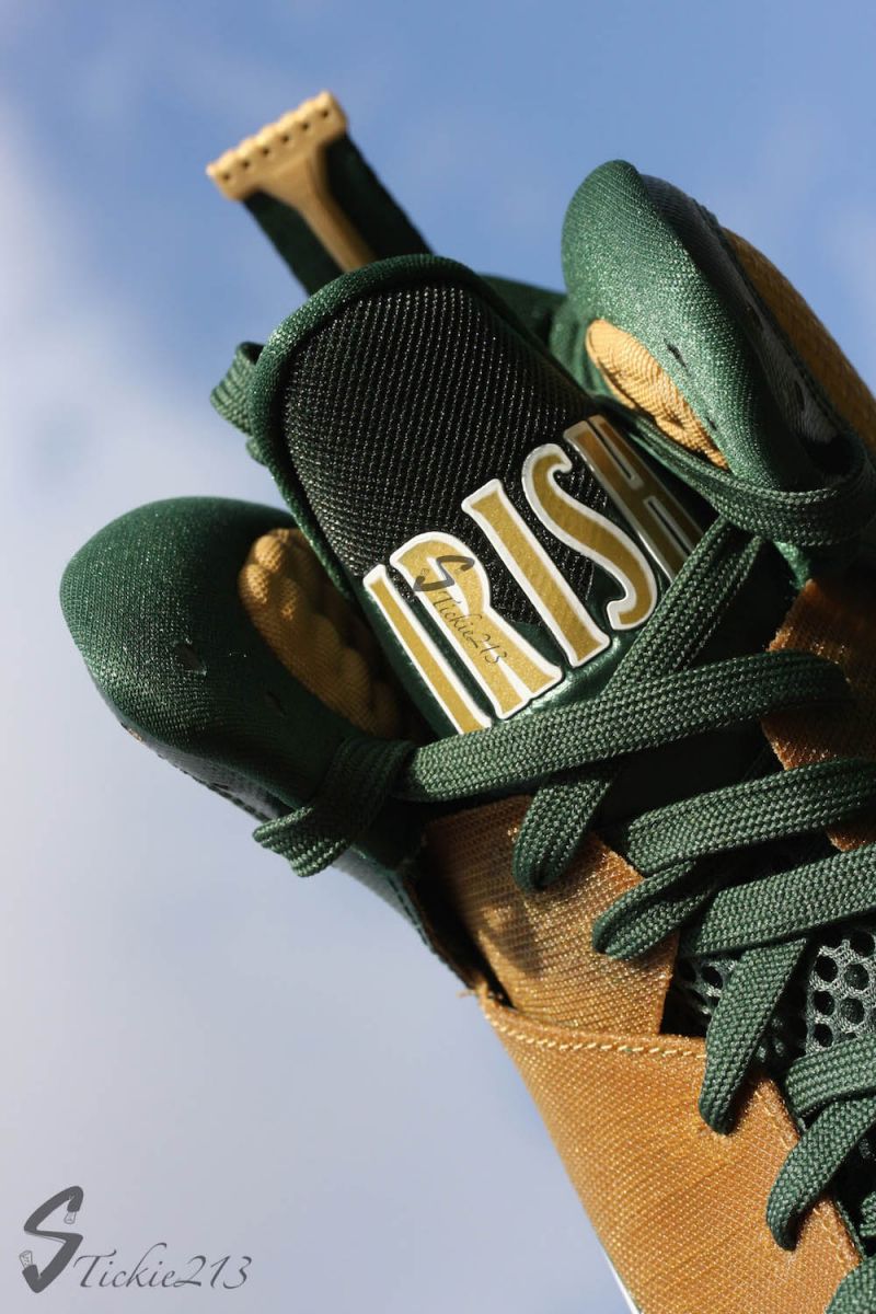 Nike LeBron 9 IX SVSM Saint Vincent Saint Mary PE Away (4)