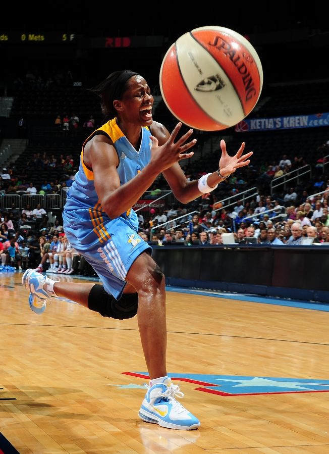 Swin Cash wearing Nike LeBron 9 PE