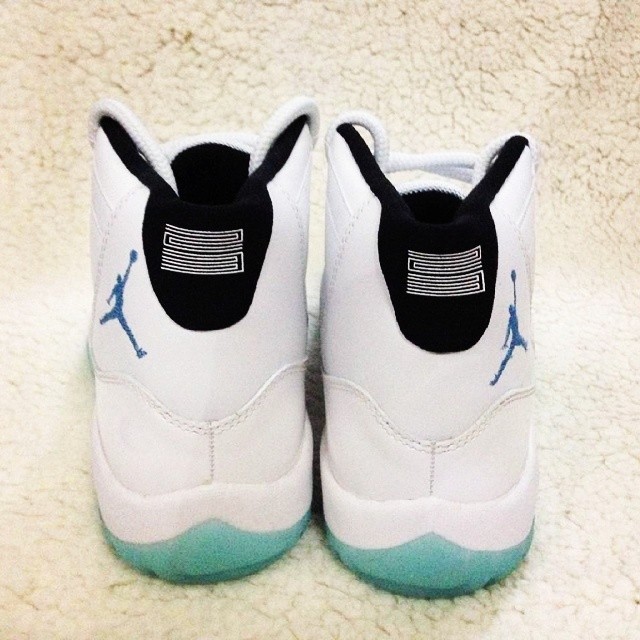 legend blue 11 real vs fake