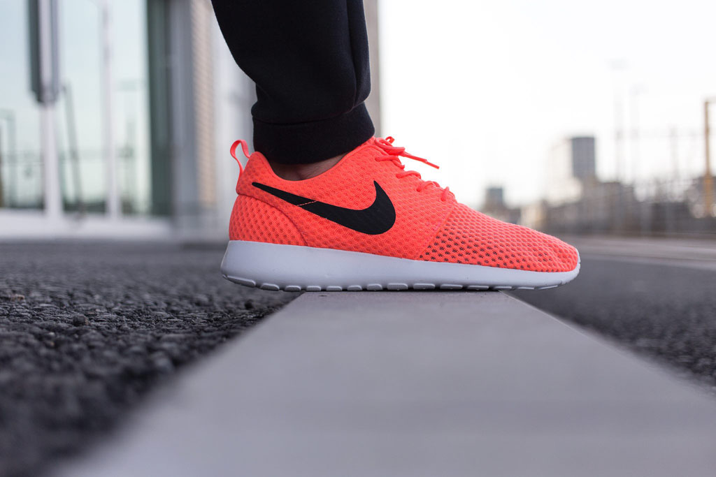 The Nike Roshe Run Breeze Also Goes Hot 