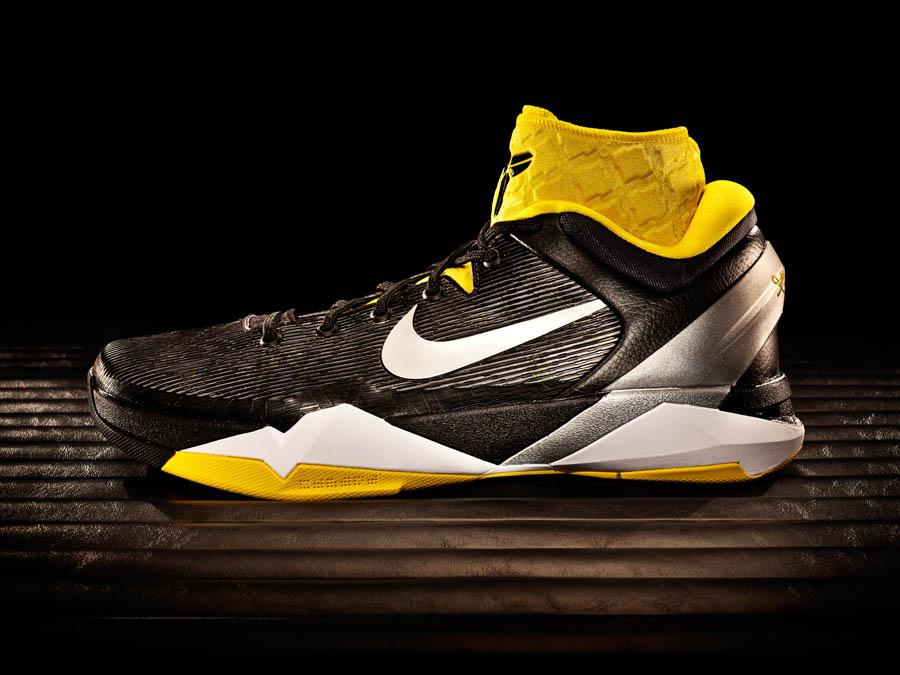 Nike Kobe VII System Supreme Strong 3