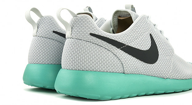 Green and cheap grey roshe runs