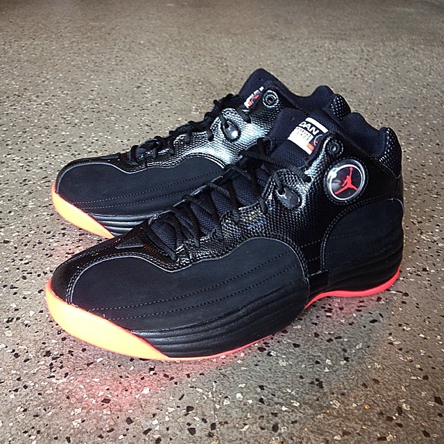 Jordan Jumpman Team 1 Black/Infrared 23