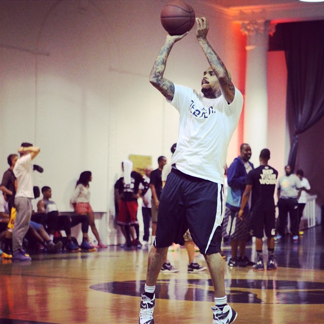 Chris Brown wearing Nike Zoom Soldier VIII 8