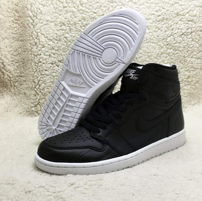 air jordan 1 all black