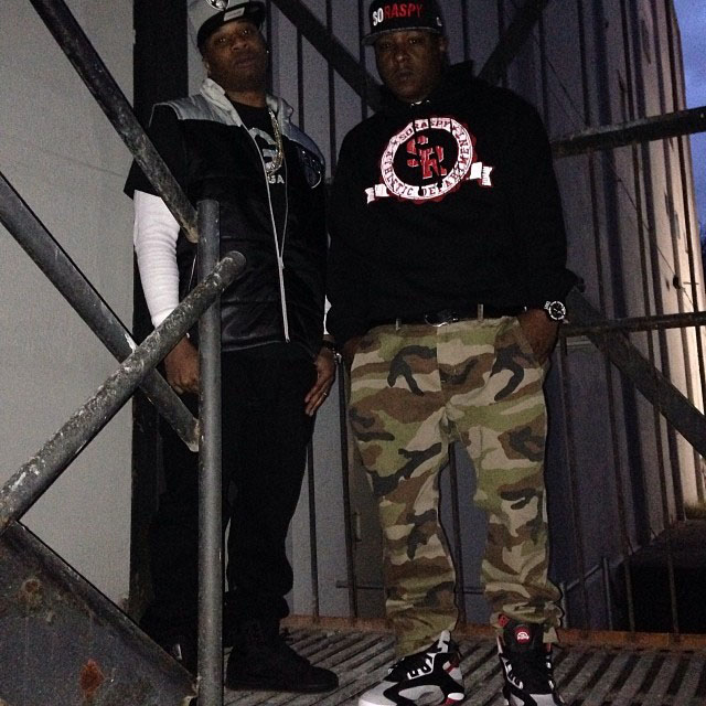 Jadakiss wearing Reebok Shaq Attack Brick City