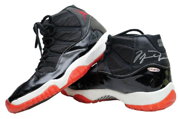 Game-Worn 'Bred' 11 from 1996 Finals 