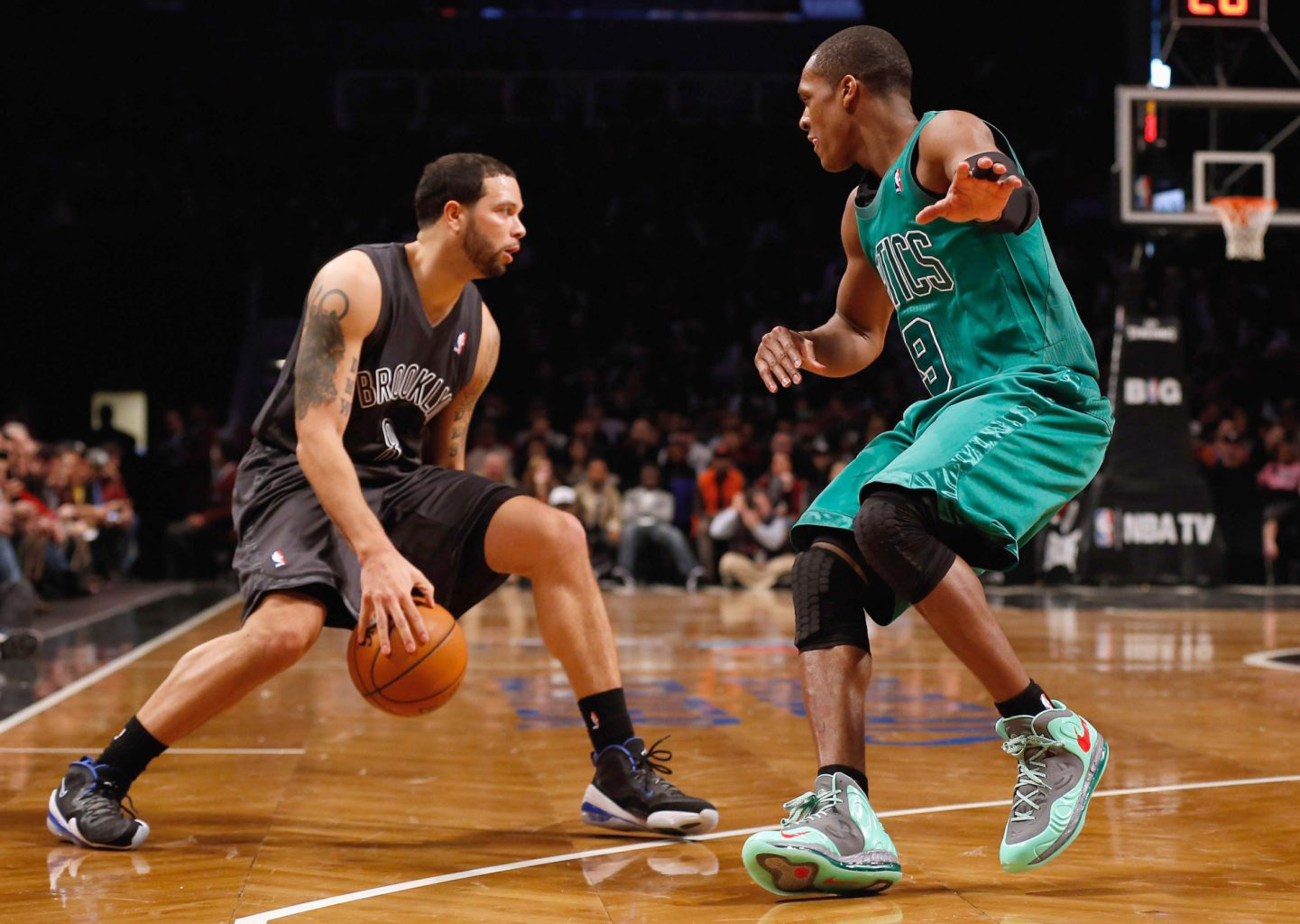 SoleCollector.com on X: Rajon Rondo is wearing the Fighter Jet Foamposite  One tonight:  / X