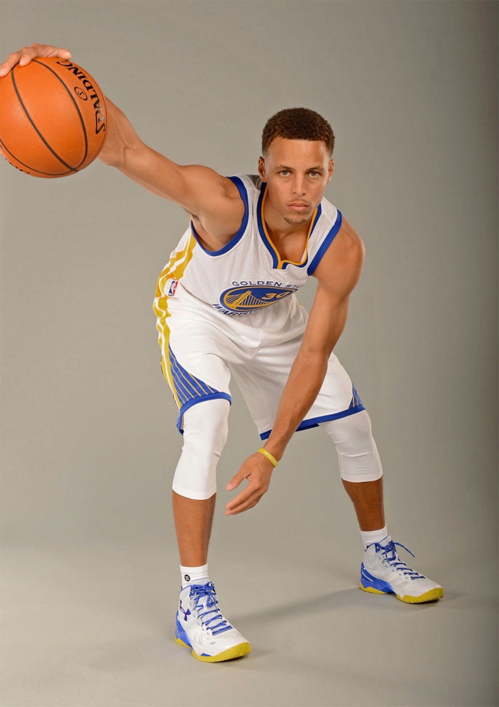 Stephen Curry wearing the \u0027Home\u0027 Under Armour Curry Two