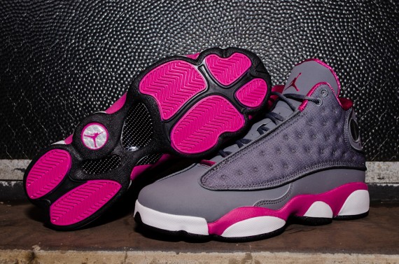 Jordan retro pink deals and grey