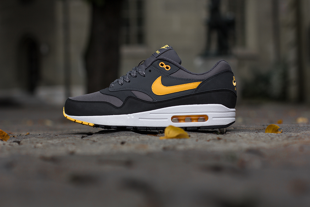 air max 1 ripstop dark grey