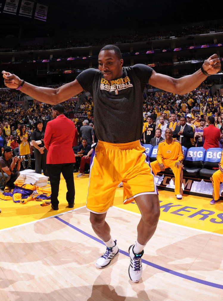 Dwight Howard wearing adidas D Howard Light Home